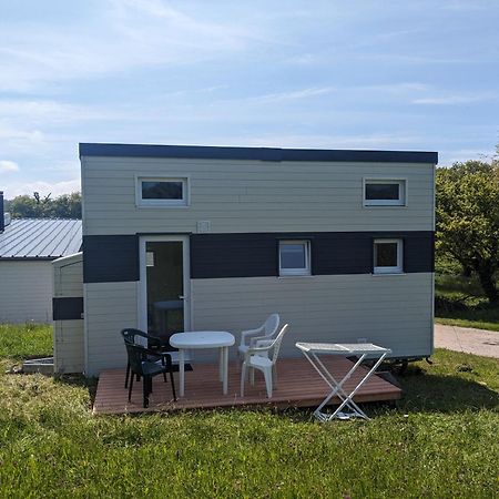 Tiny House Proche De La Plage Sans Draps Ni Serviettes Plevenon Exterior photo