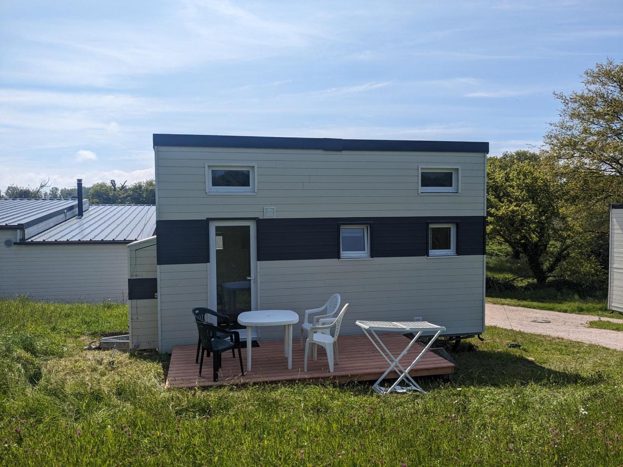 Tiny House Proche De La Plage Sans Draps Ni Serviettes Plevenon Exterior photo